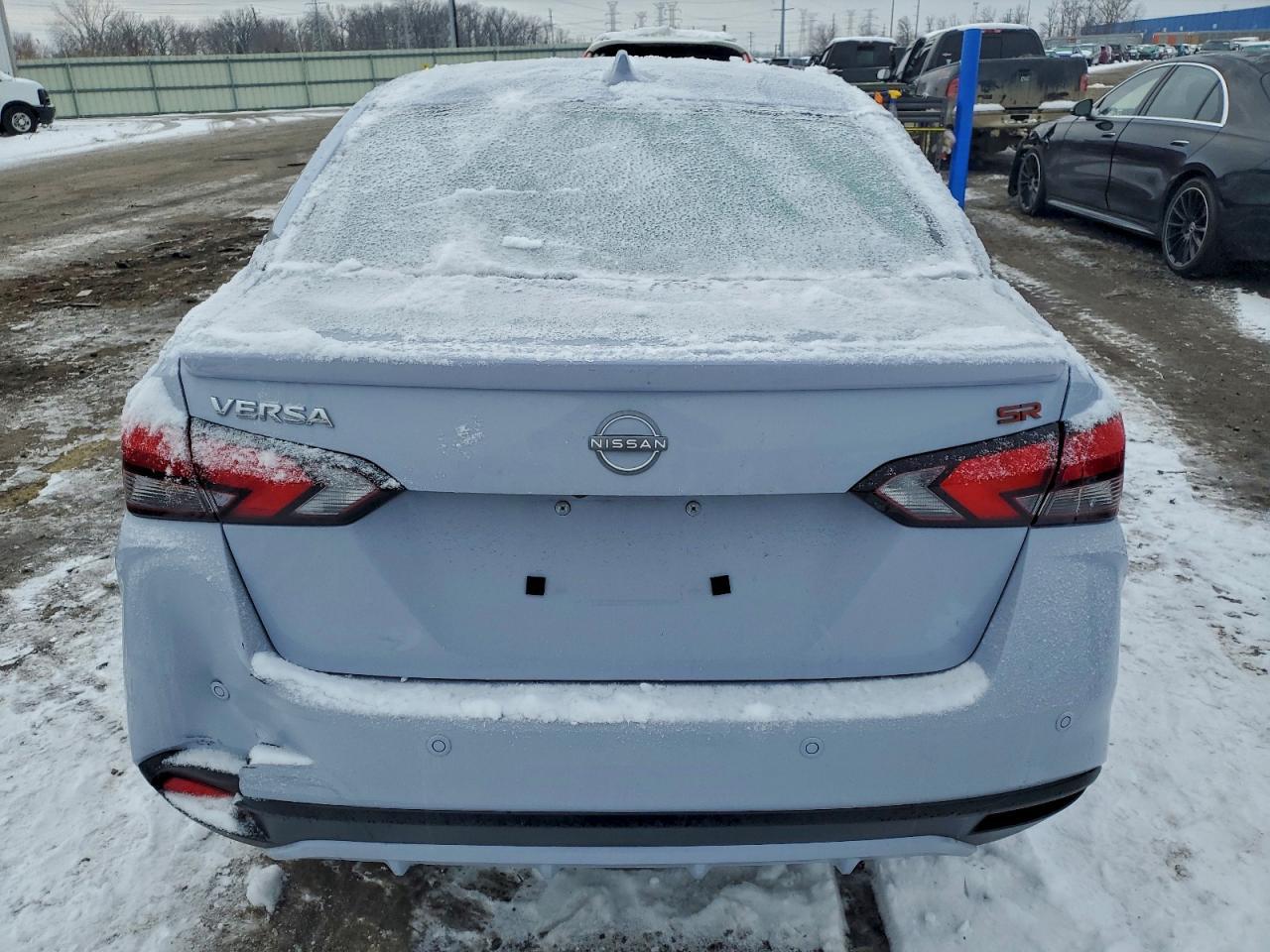 2025 NISSAN VERSA