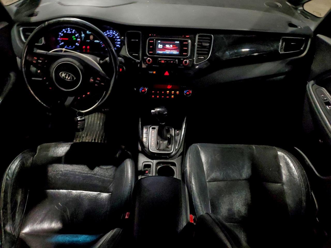 2014 KIA RONDO