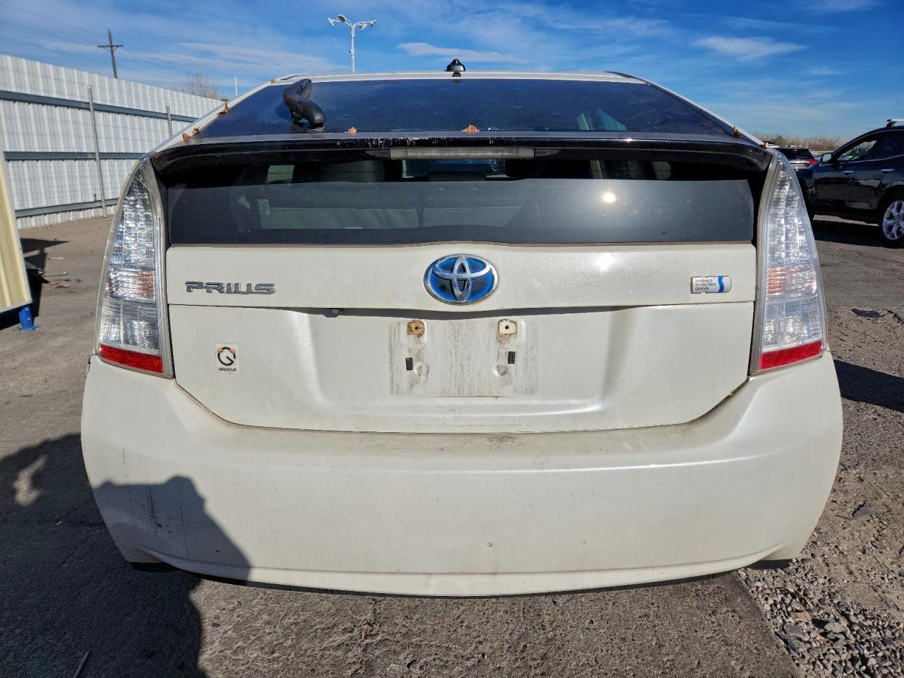 2011 TOYOTA