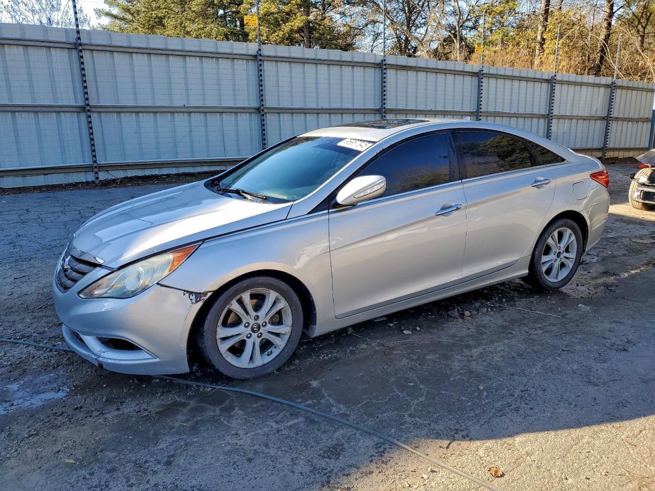 2011 HYUNDAI SONATA