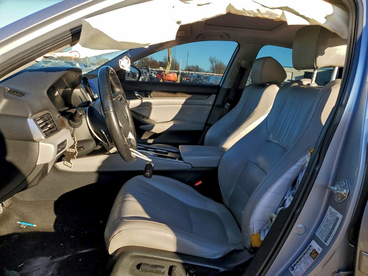 2018 HONDA ACCORD