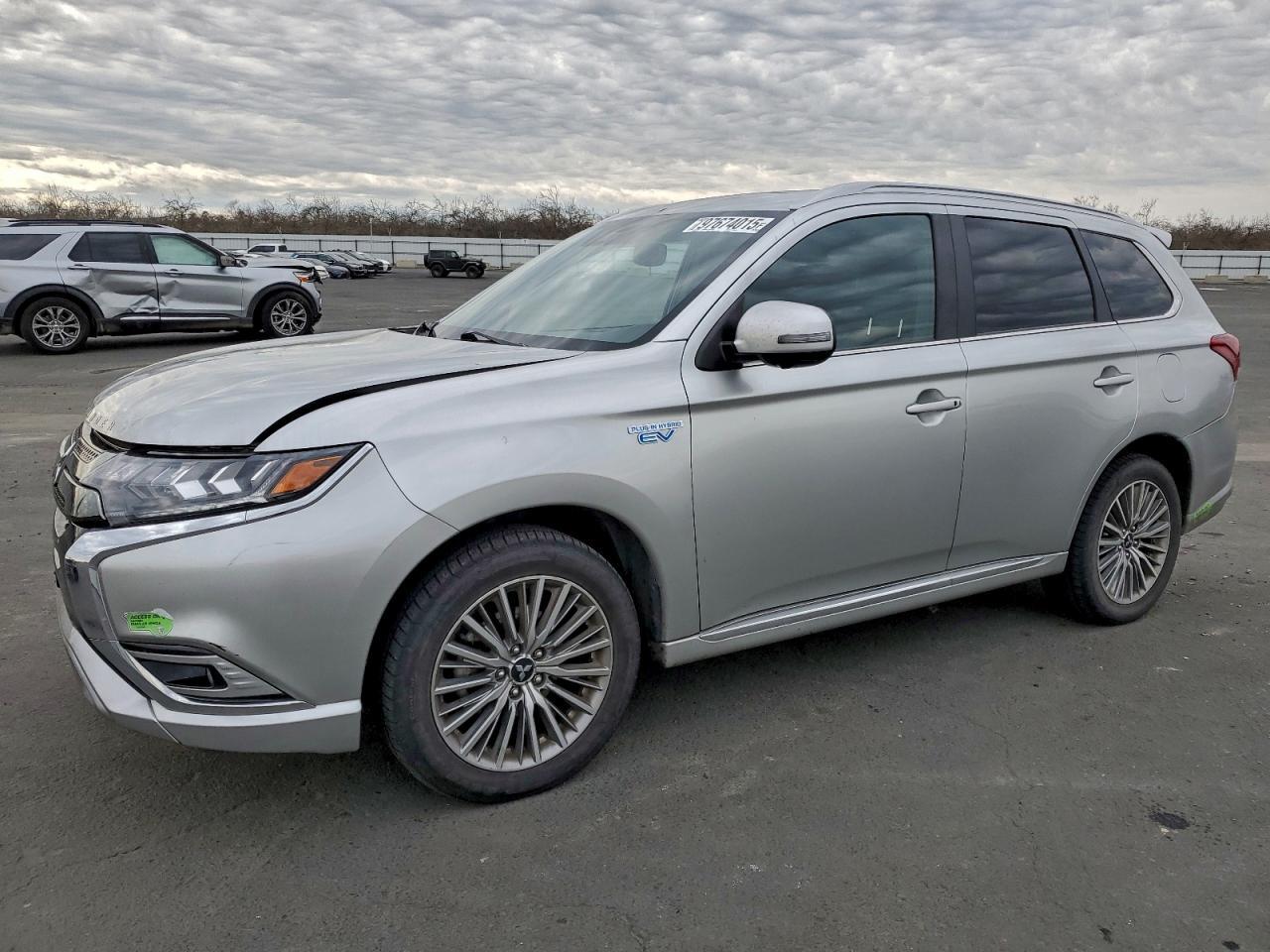 2022 MITSUBISHI outlander