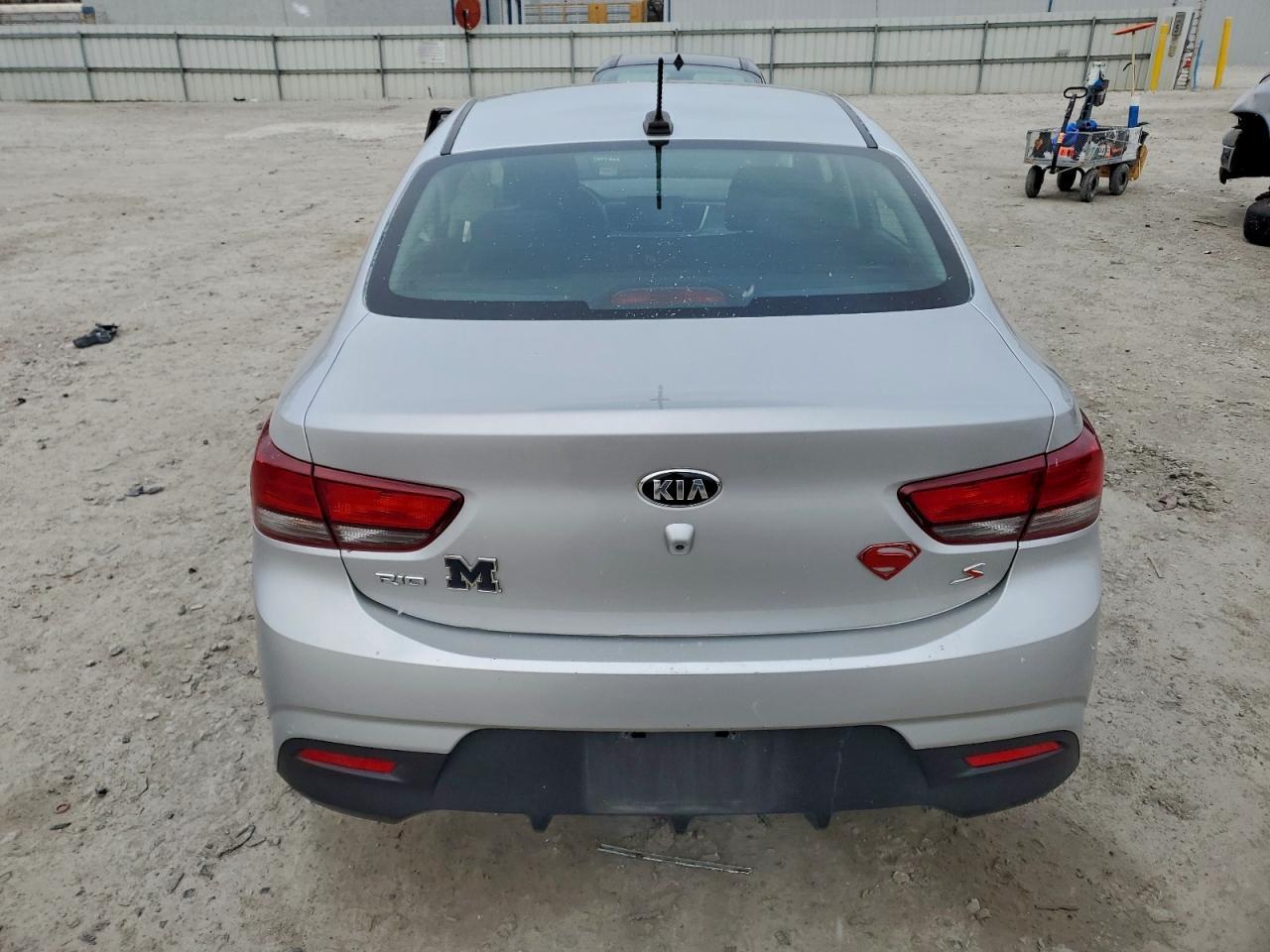 2020 KIA RIO