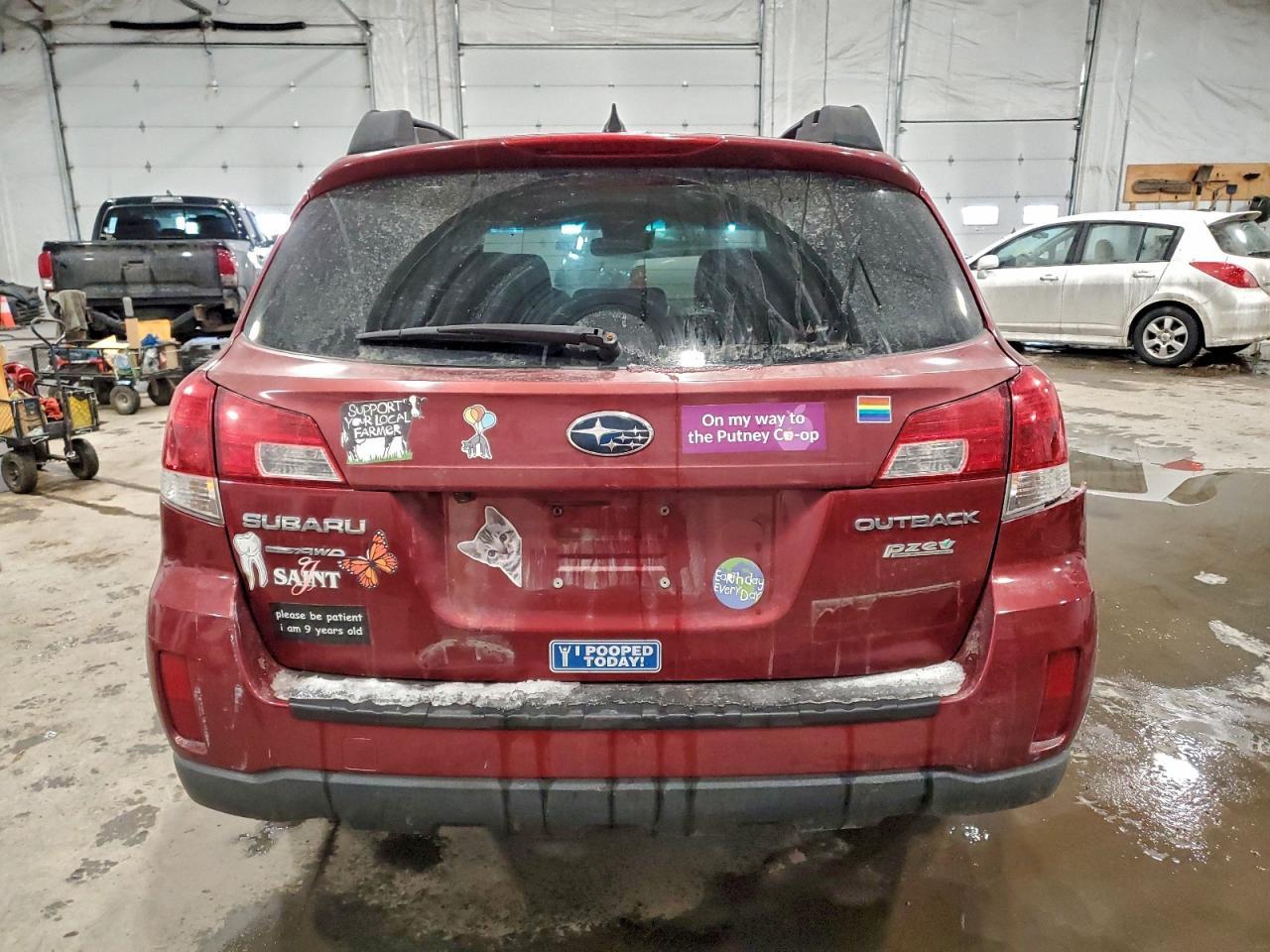 2014 SUBARU Outback