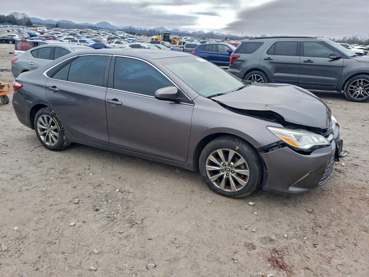 2015 TOYOTA CAMRY