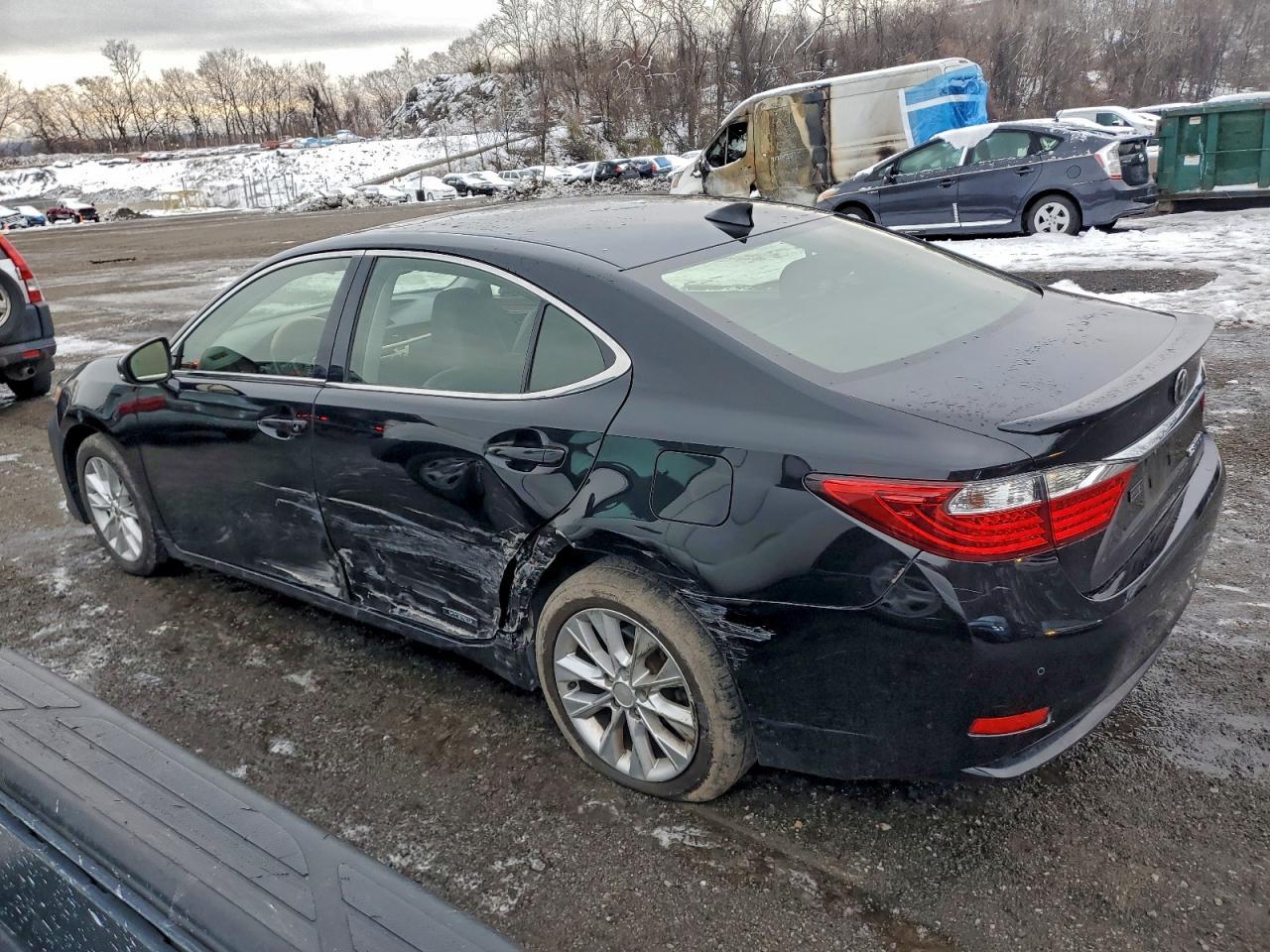 2015 LEXUS ES 300H