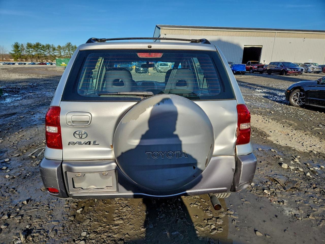 2004 TOYOTA RAV4