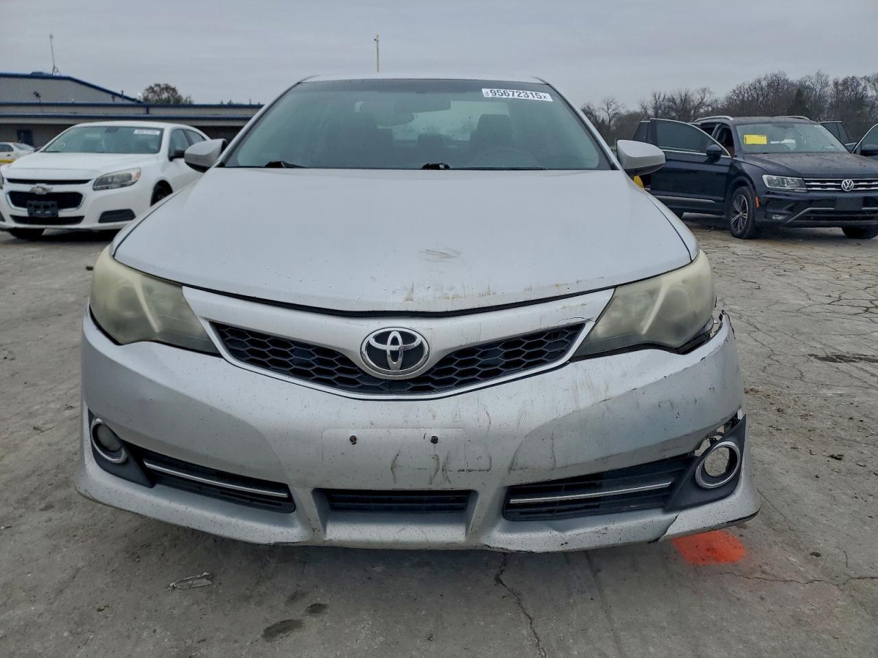 2014 TOYOTA CAMRY