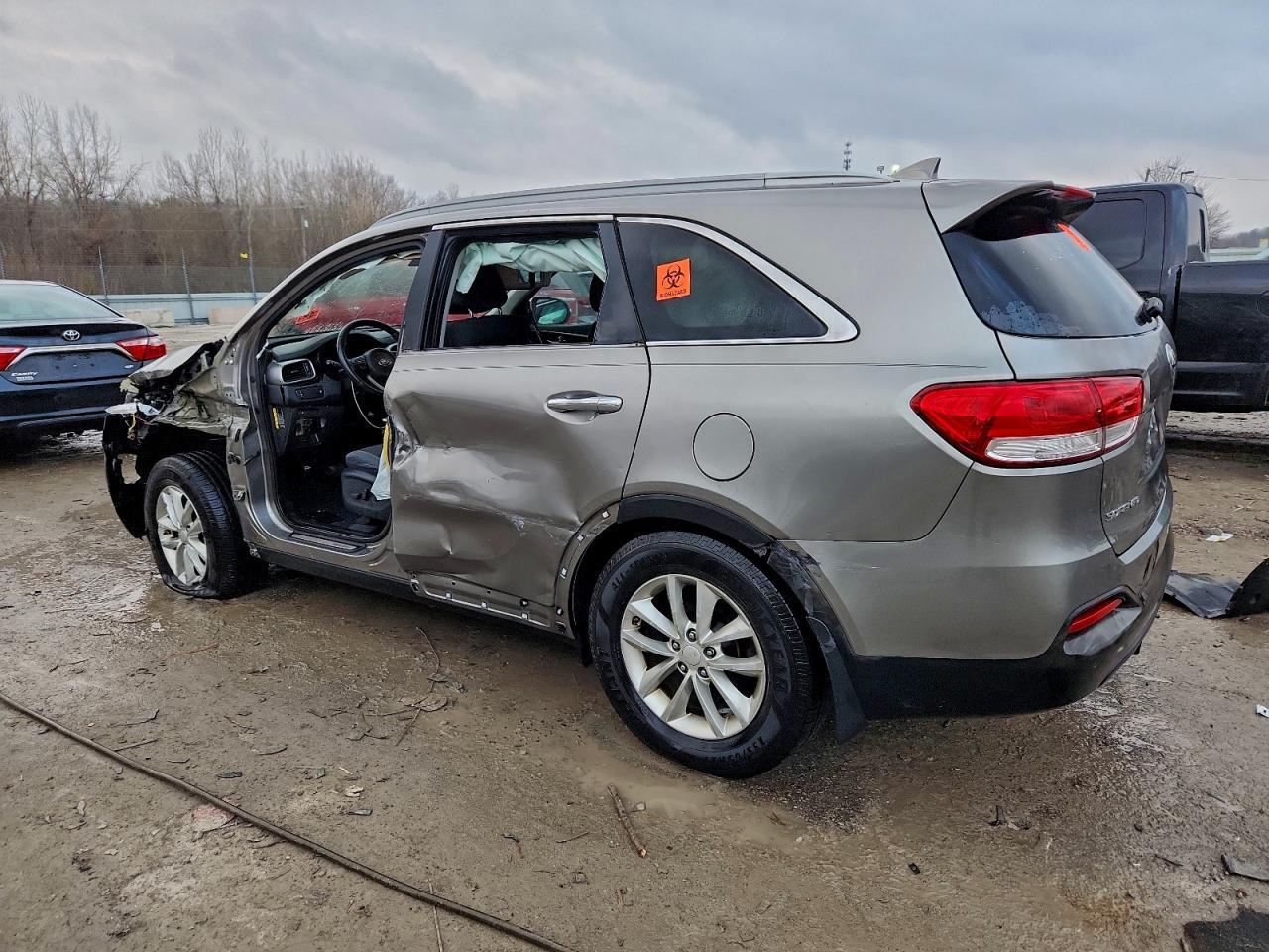 2016 KIA SORENTO