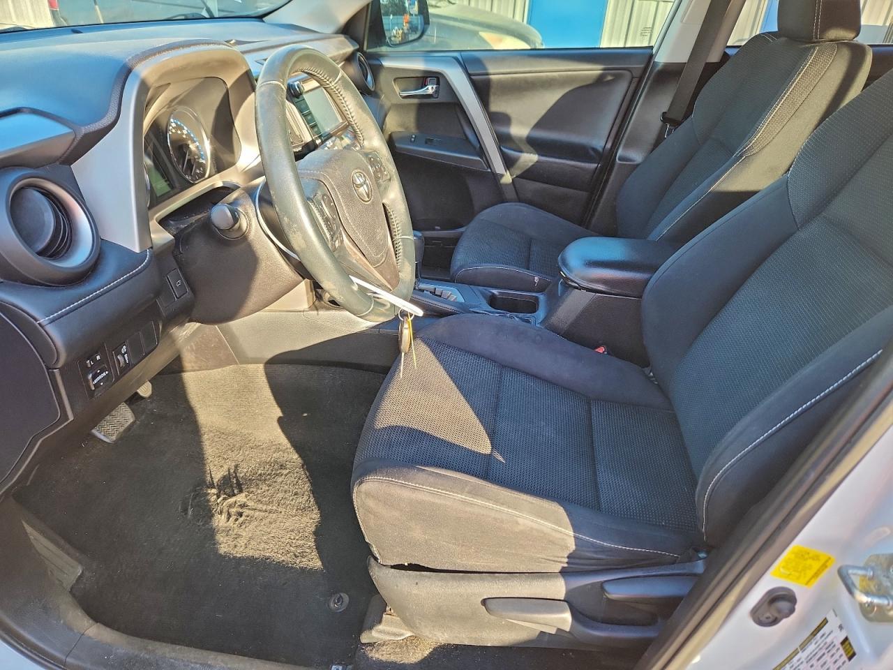 2016 TOYOTA RAV4