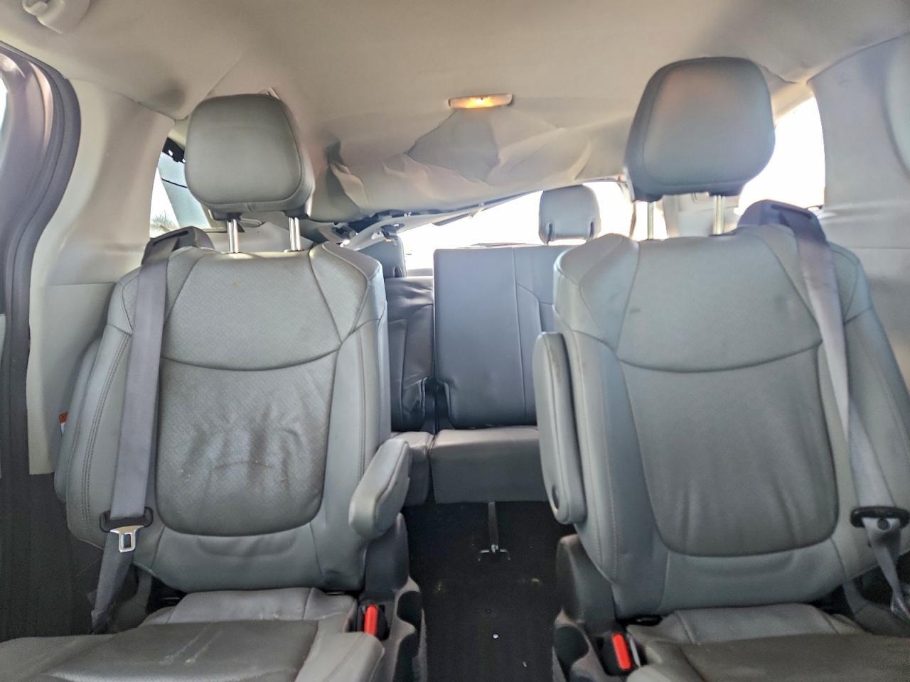 2022 TOYOTA SIENNA