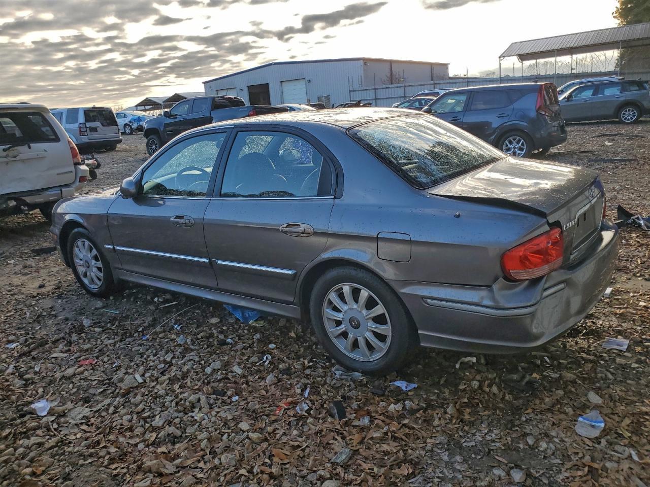 2004 HYUNDAI SONATA