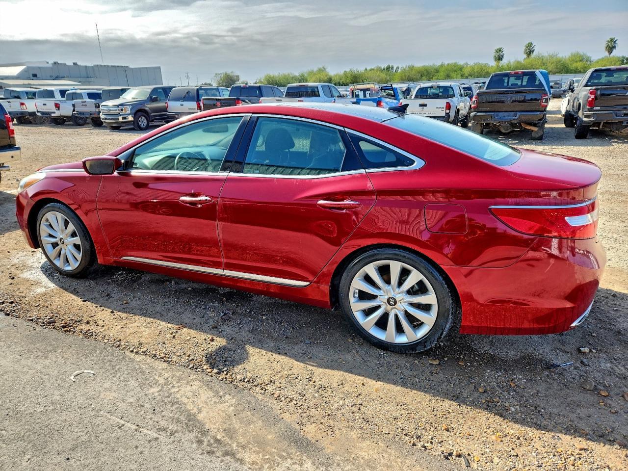 2012 HYUNDAI Azera