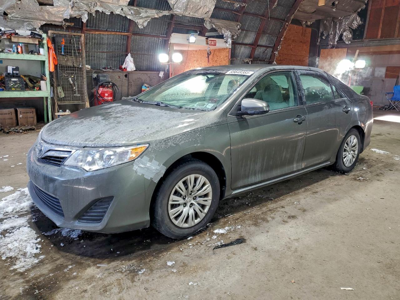 2014 TOYOTA CAMRY