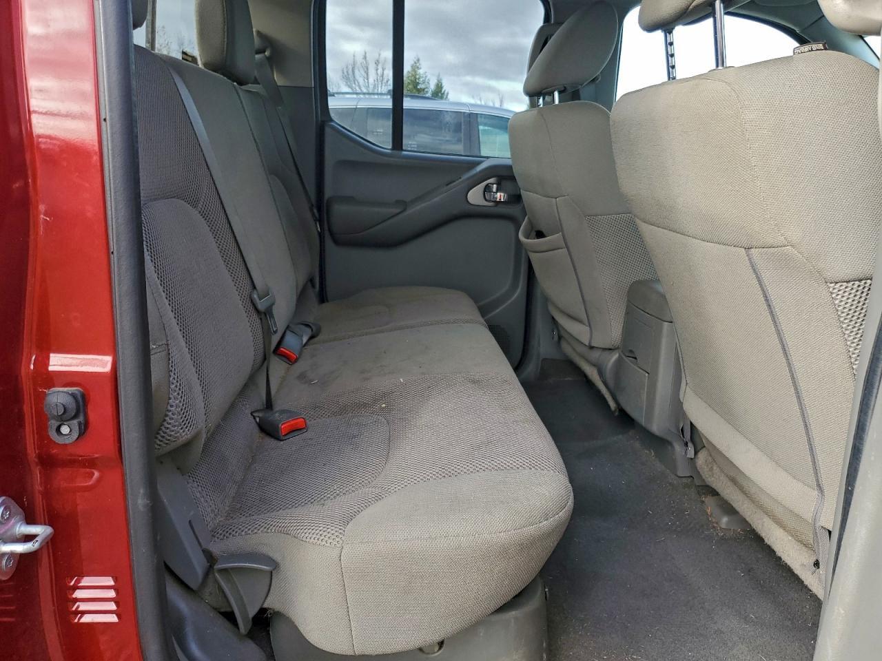 2021 NISSAN Frontier