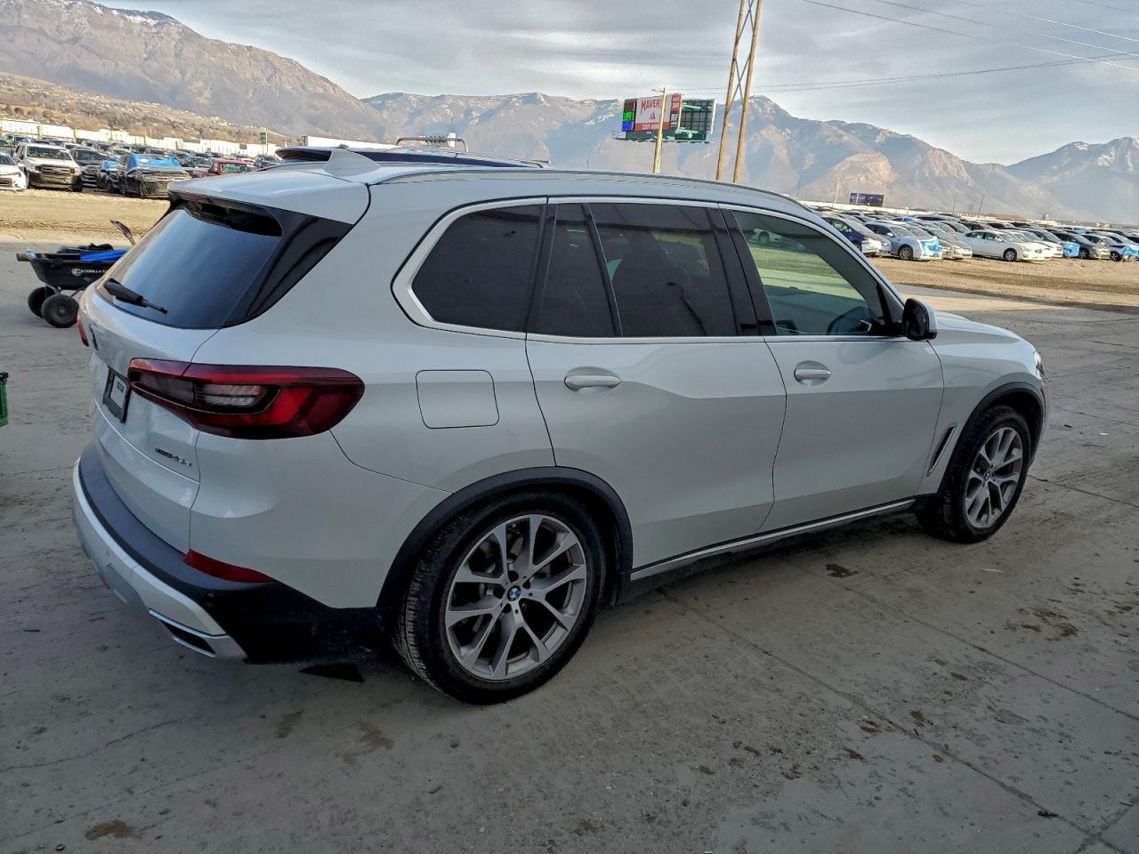2021 BMW X5