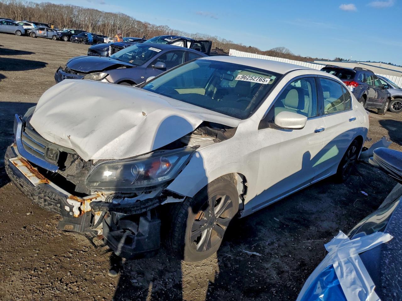 2015 HONDA ACCORD