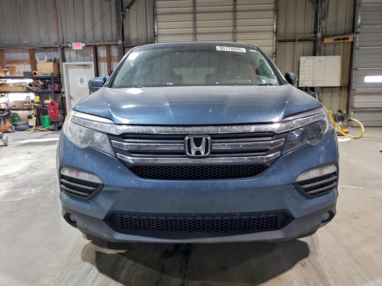 2017 HONDA PILOT
