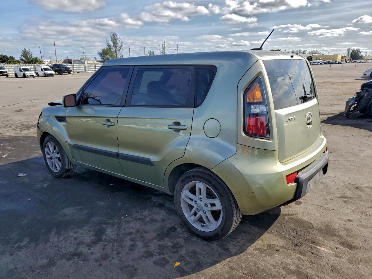2011 KIA SOUL