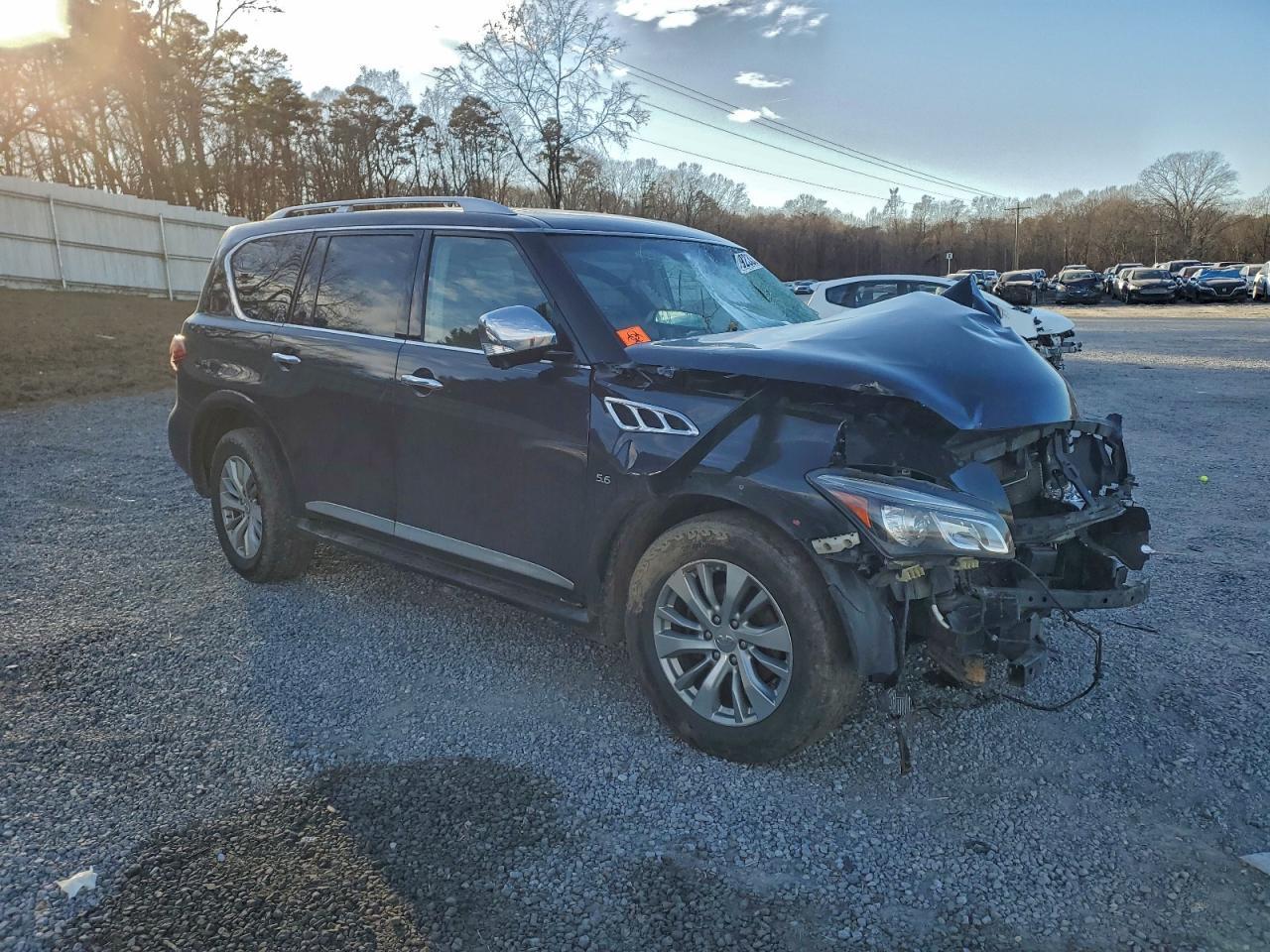 2016 INFINITI QX80