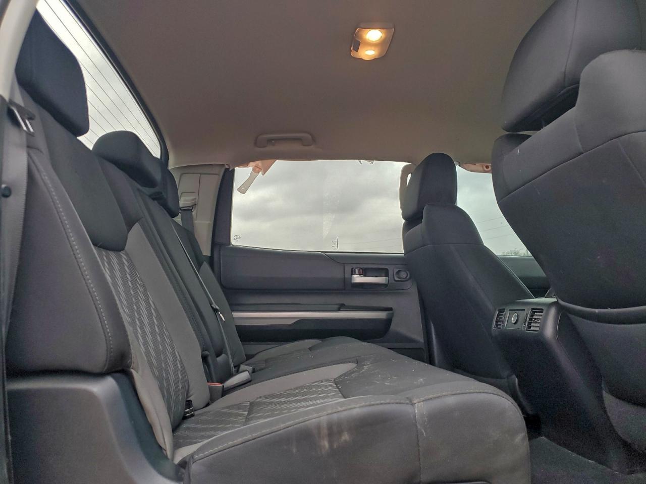 2018 TOYOTA TUNDRA