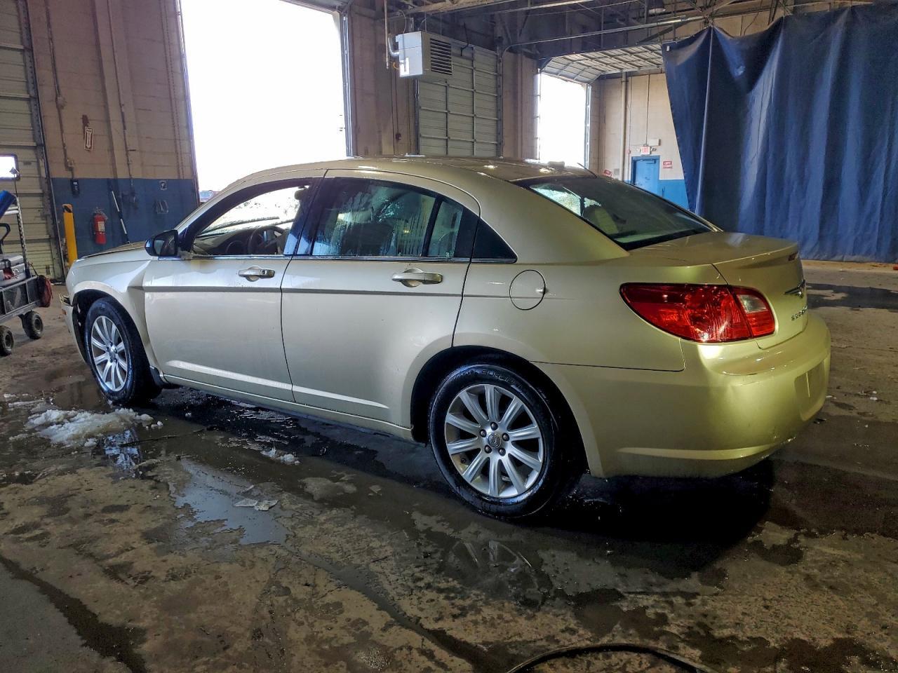 2010 CHRYSLER Sebring