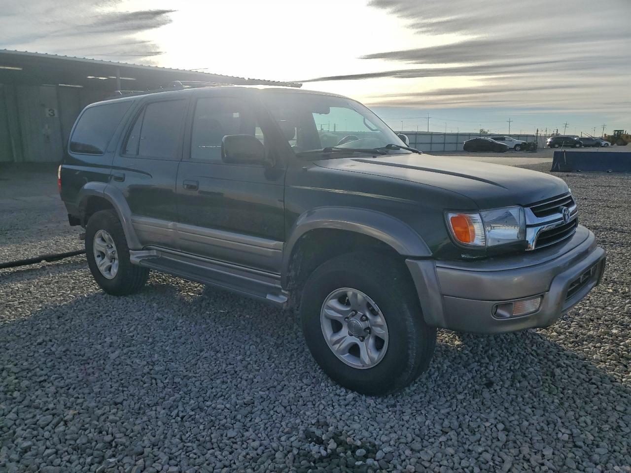 2002 TOYOTA 4Runner