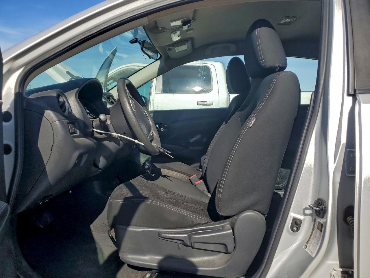 2017 NISSAN VERSA