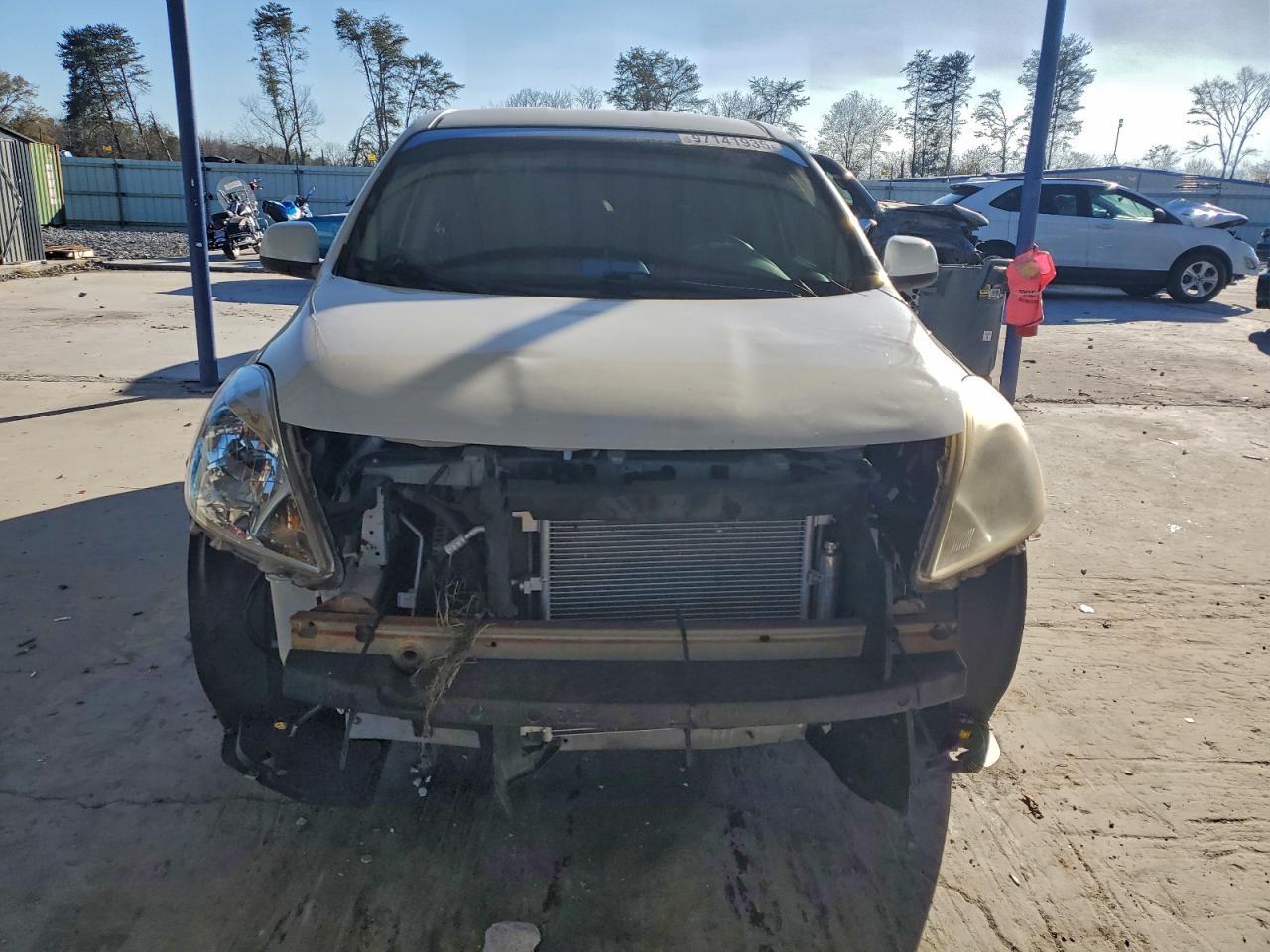 2012 NISSAN VERSA