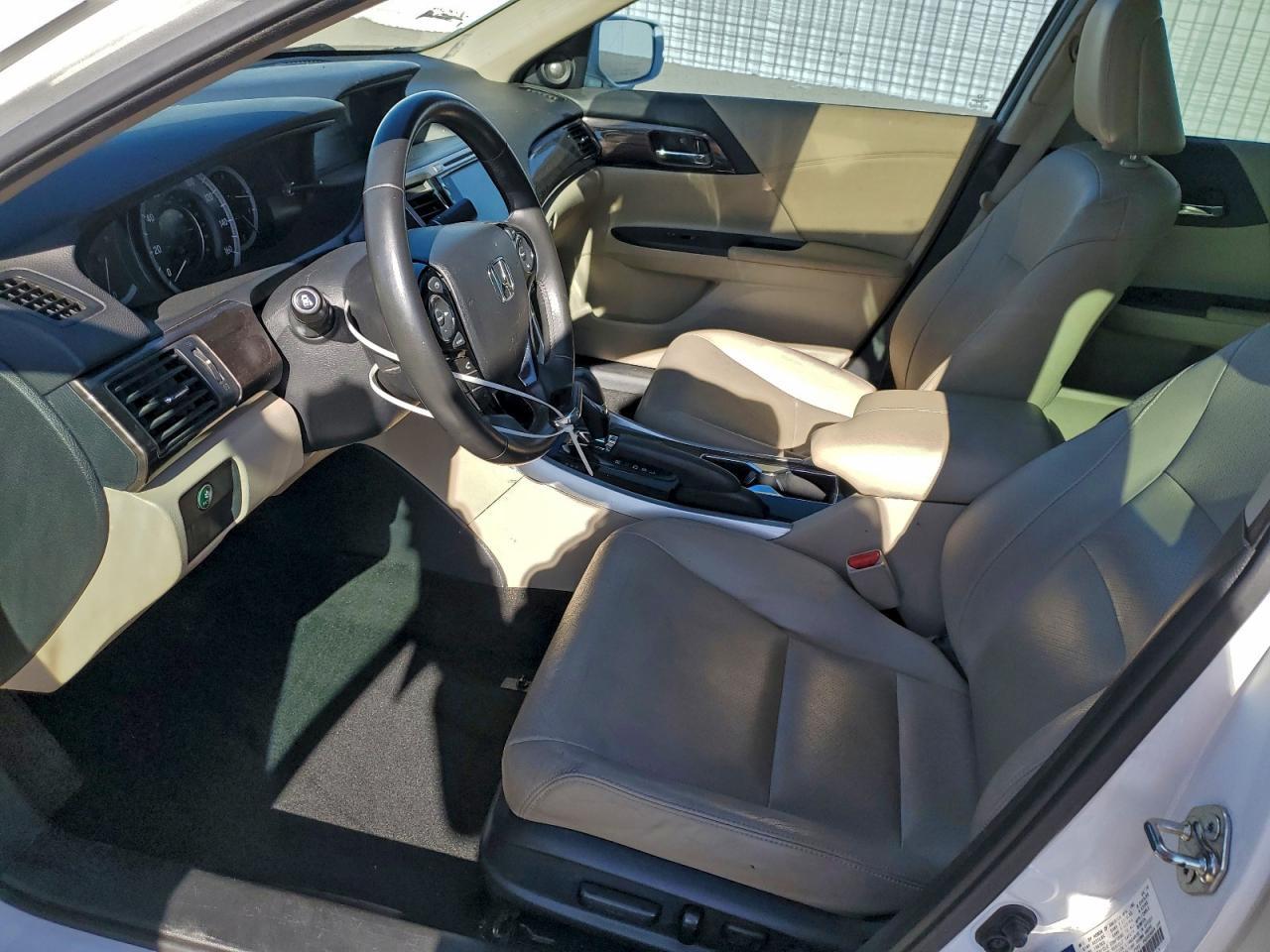2017 HONDA ACCORD