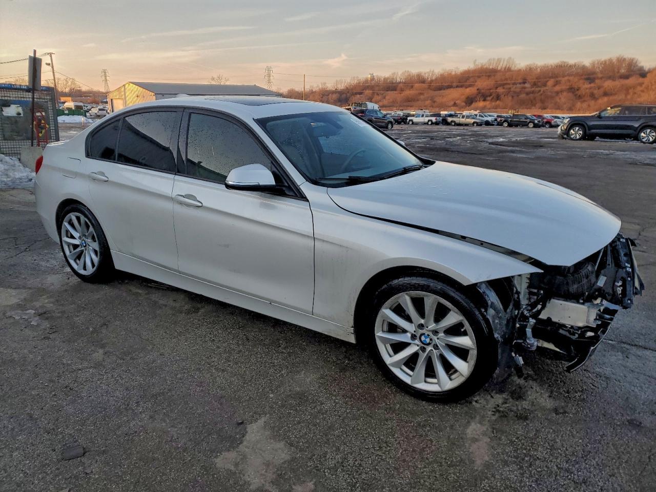 2013 BMW 3 SERIES