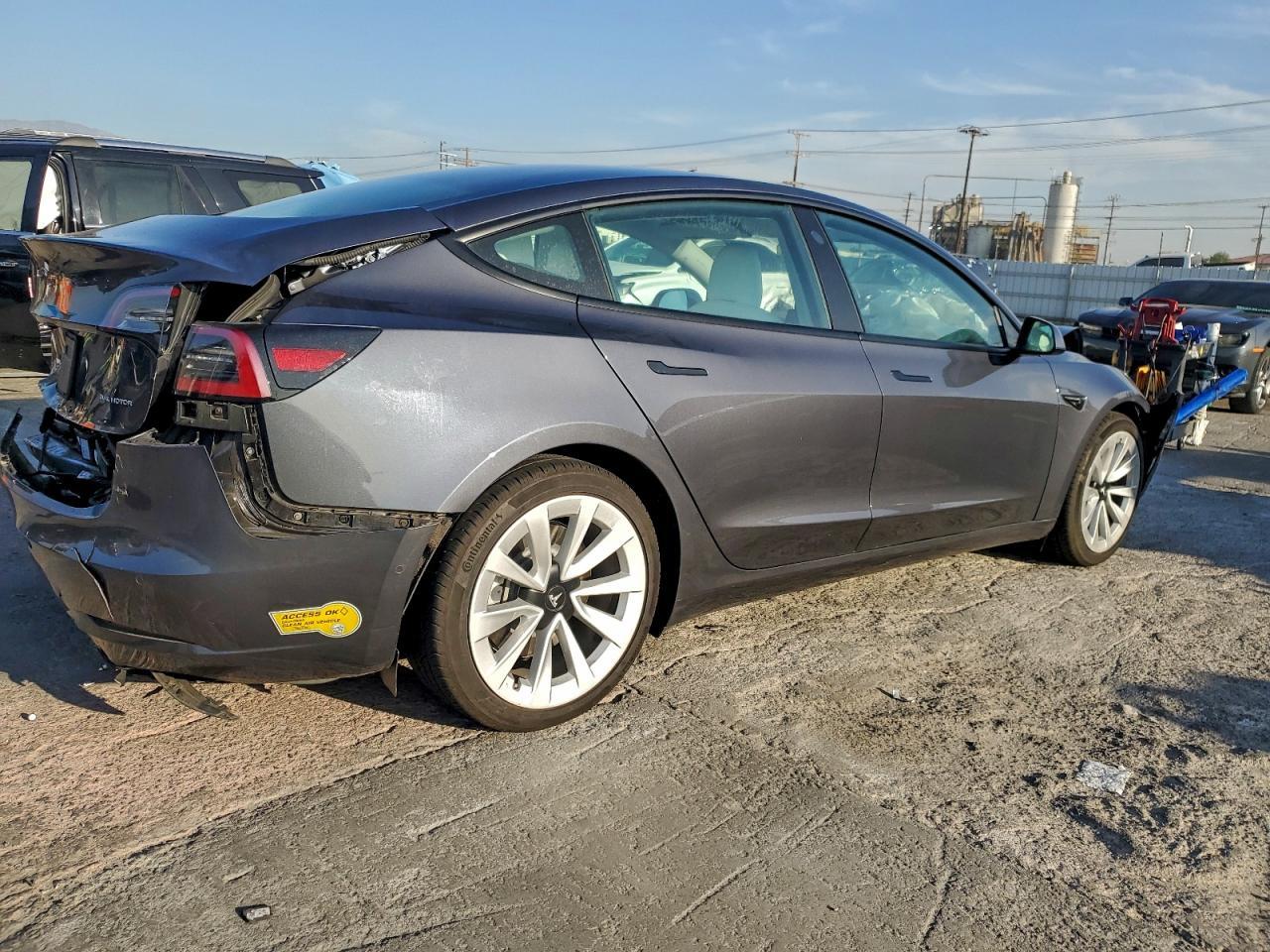 2022 TESLA MODEL 3