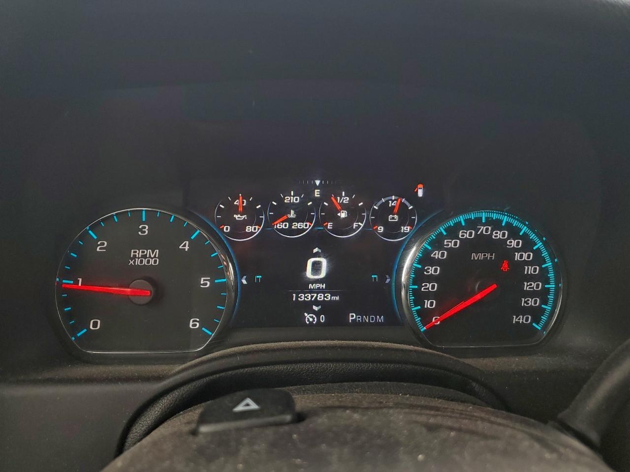 2016 CHEVROLET Suburban