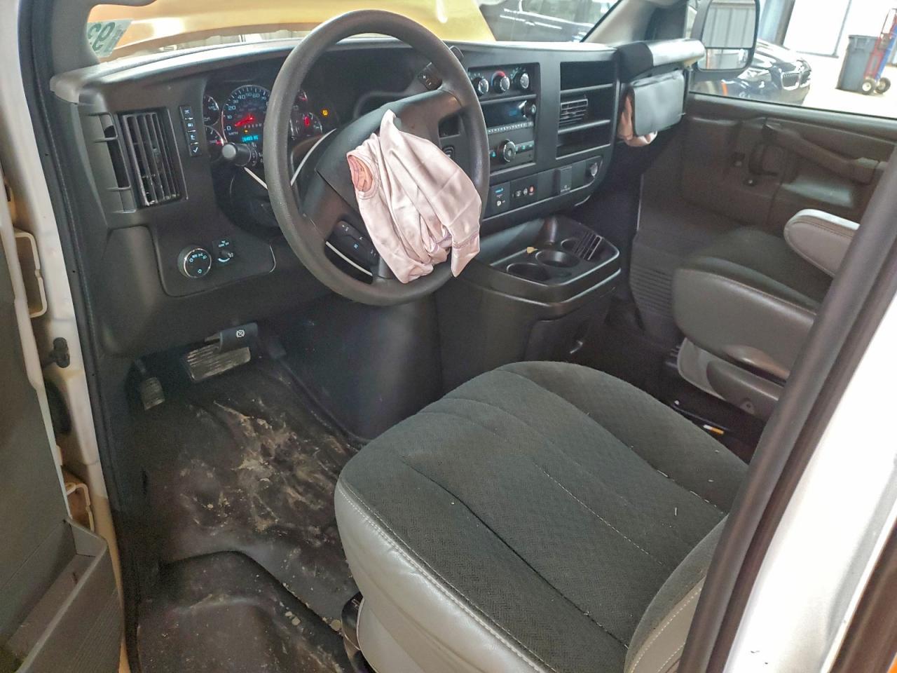 2022 CHEVROLET EXPRESS 2500