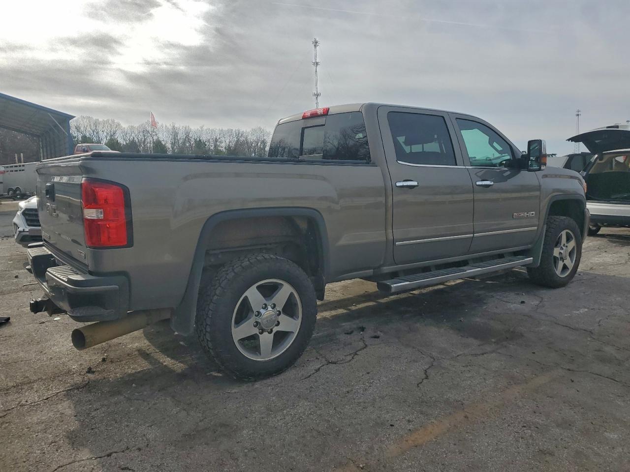 2017 GMC Sierra