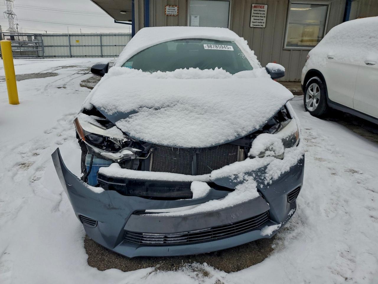2015 TOYOTA COROLLA