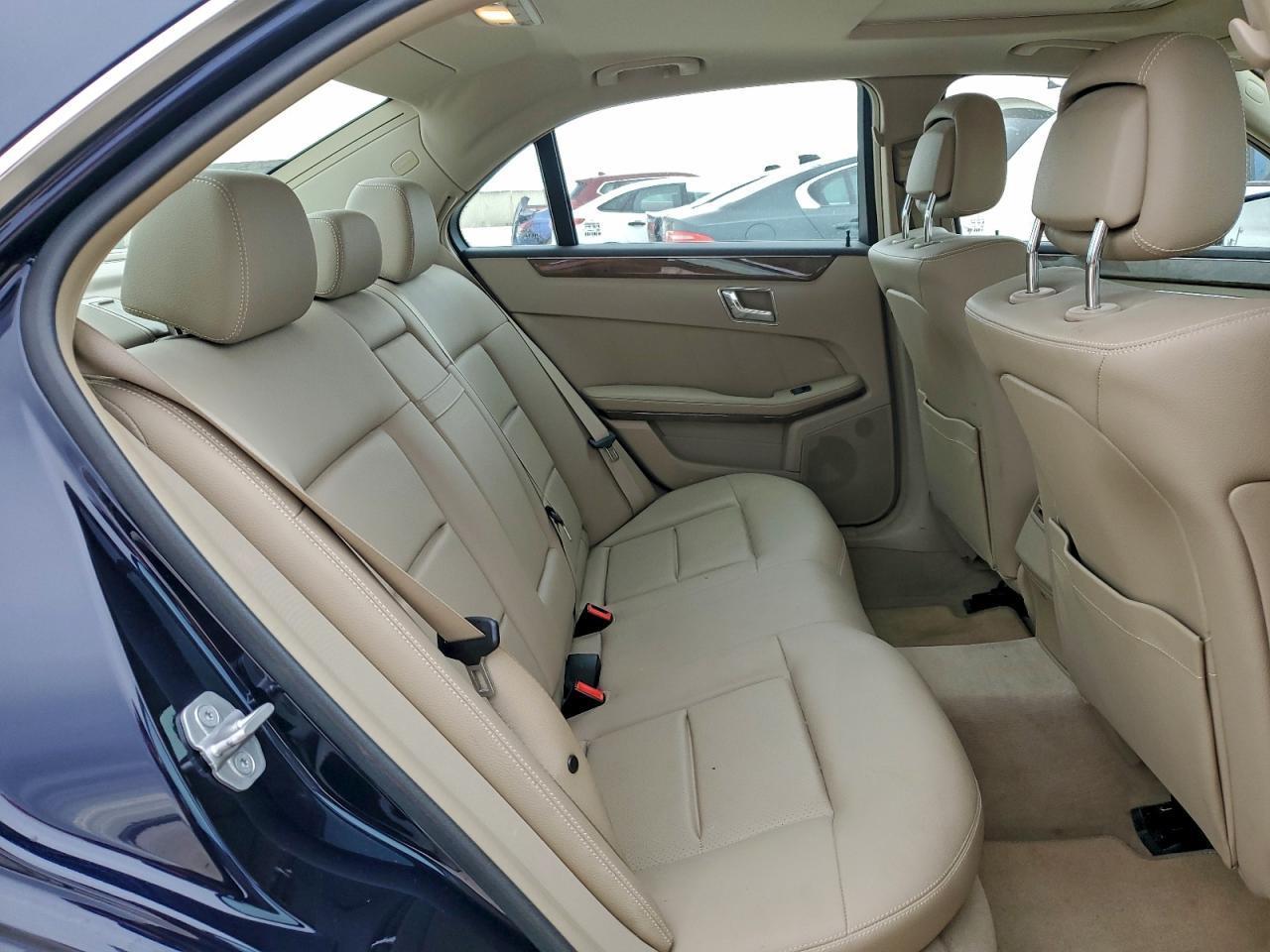 2011 MERCEDES-BENZ E-Class