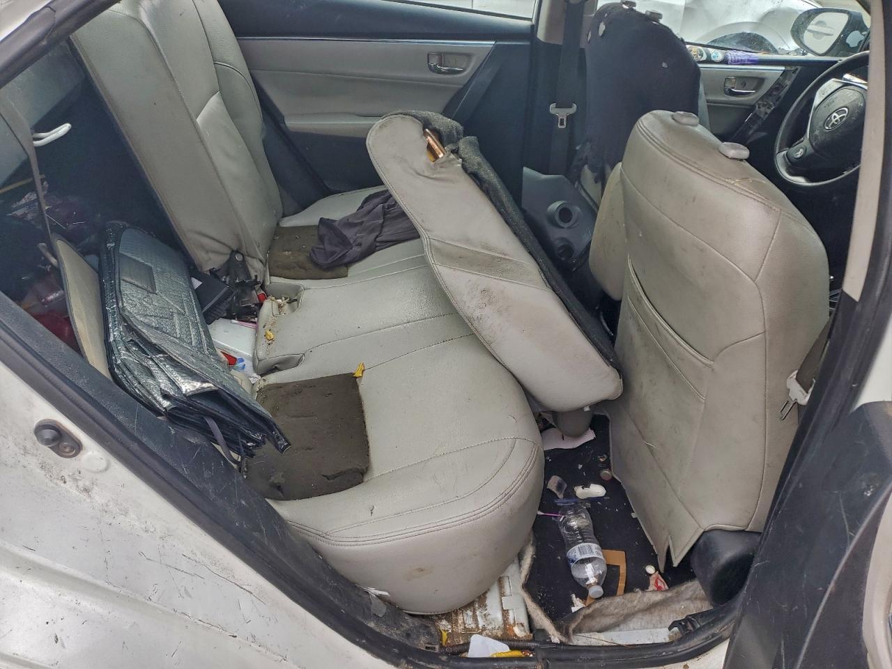2015 TOYOTA COROLLA