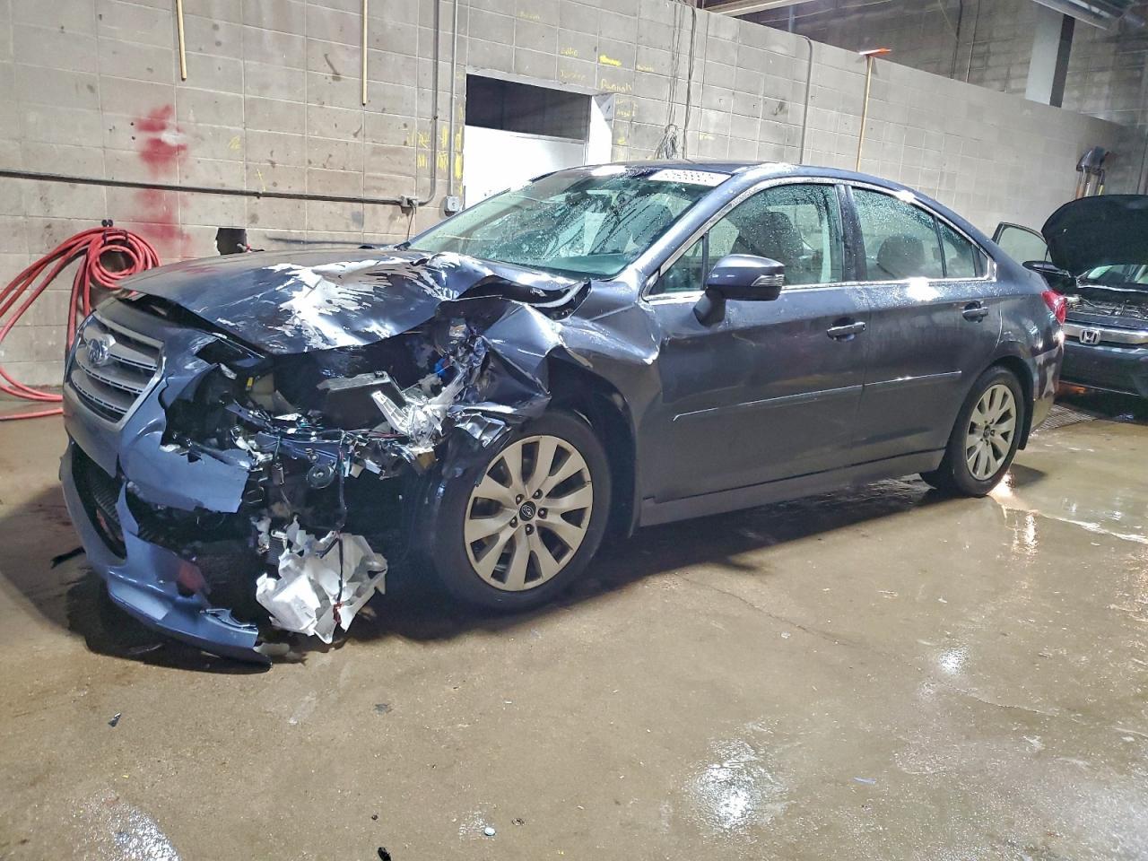 2017 SUBARU Legacy