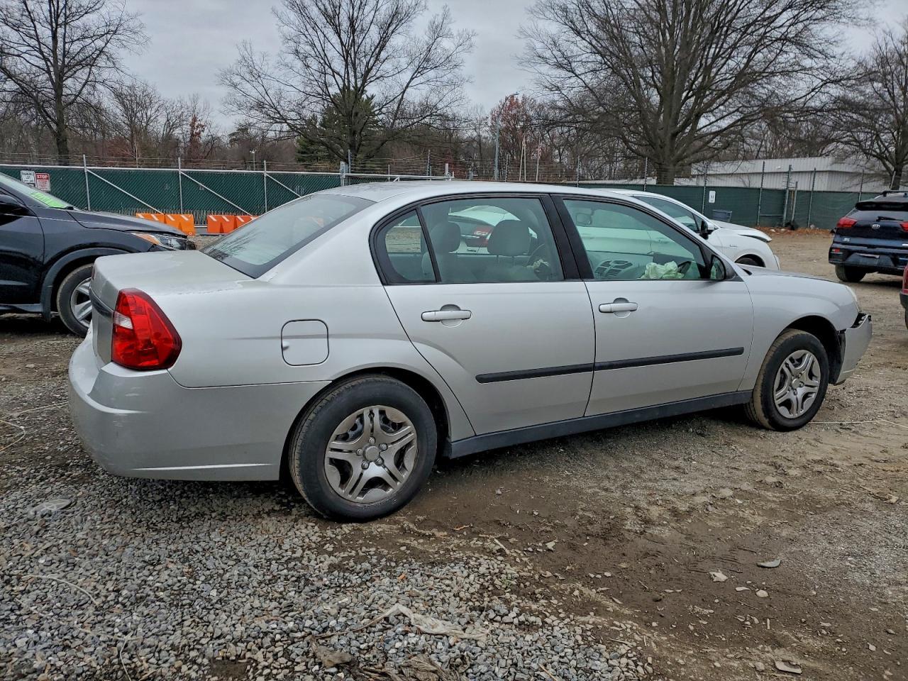 2004 CHEVROLET MALIBU