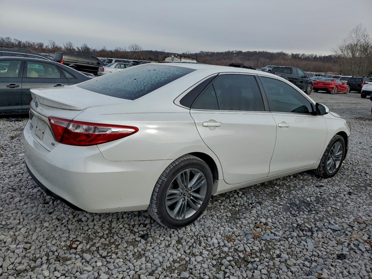 2017 TOYOTA CAMRY