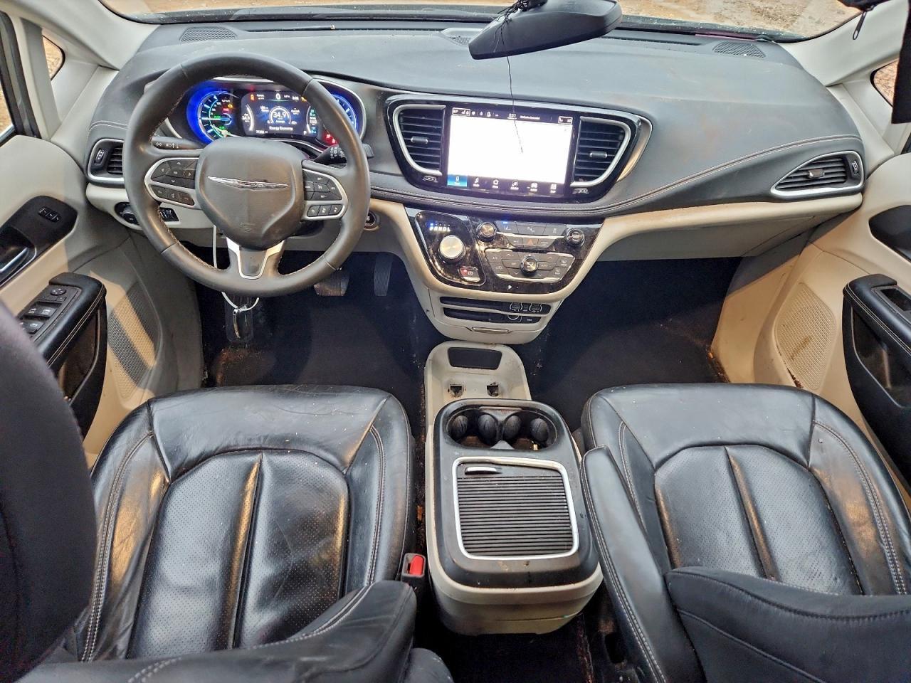 2022 CHRYSLER Pacifica