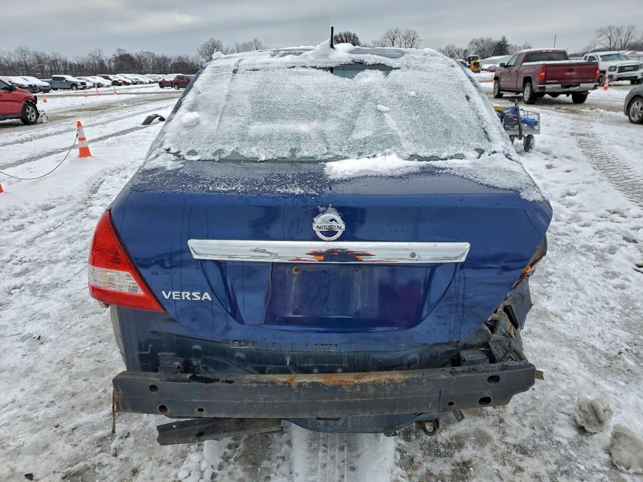 2009 NISSAN VERSA