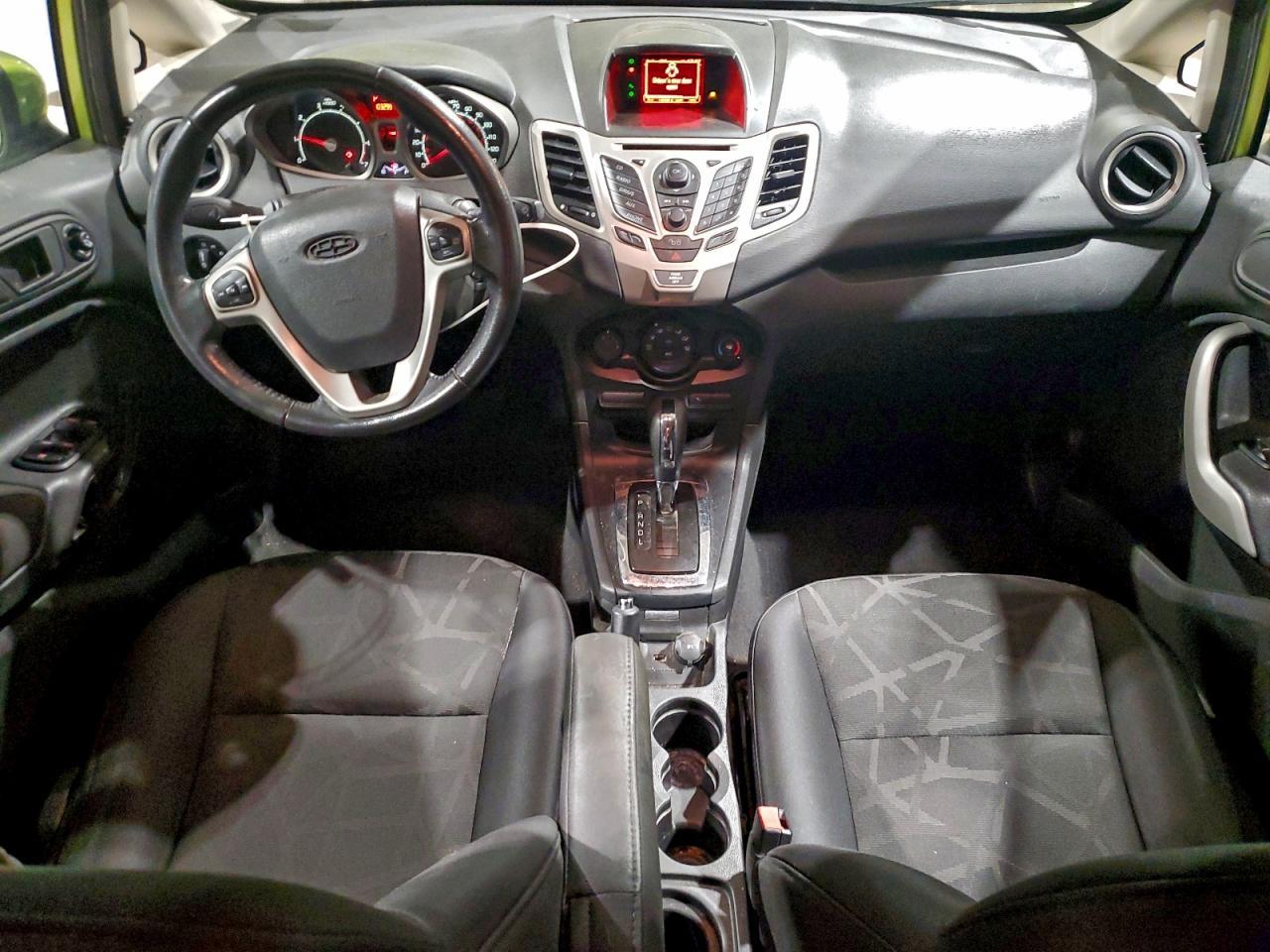 2012 FORD Fiesta