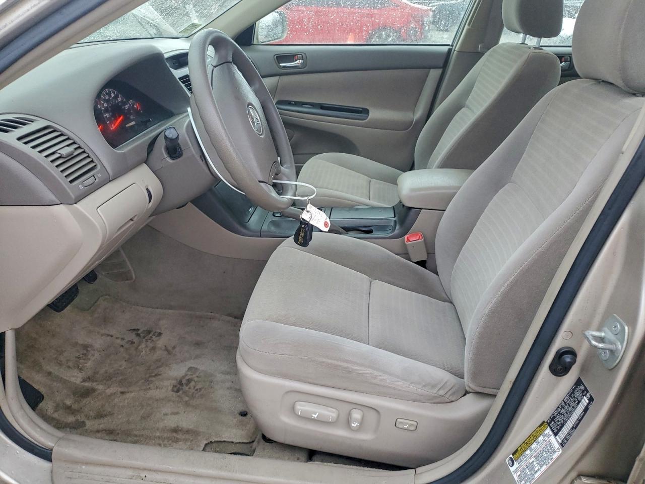 2004 TOYOTA CAMRY