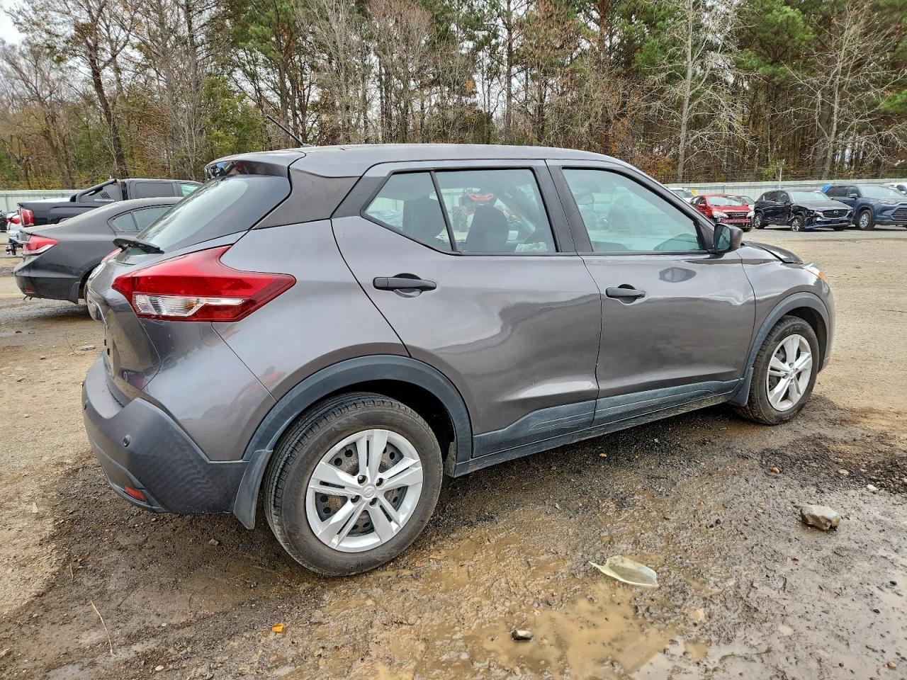 2020 NISSAN KICKS