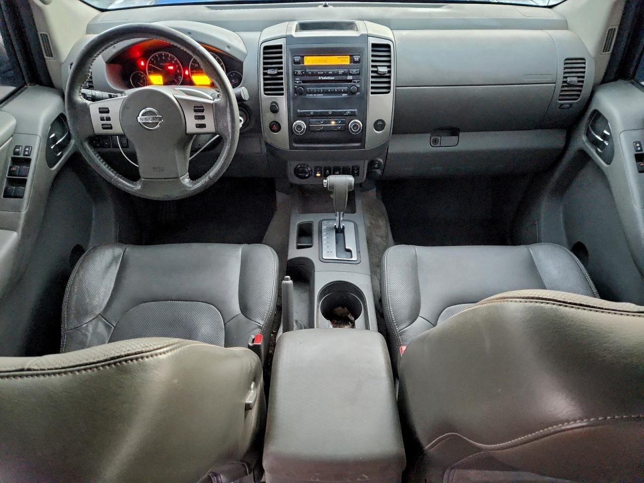 2012 NISSAN Frontier