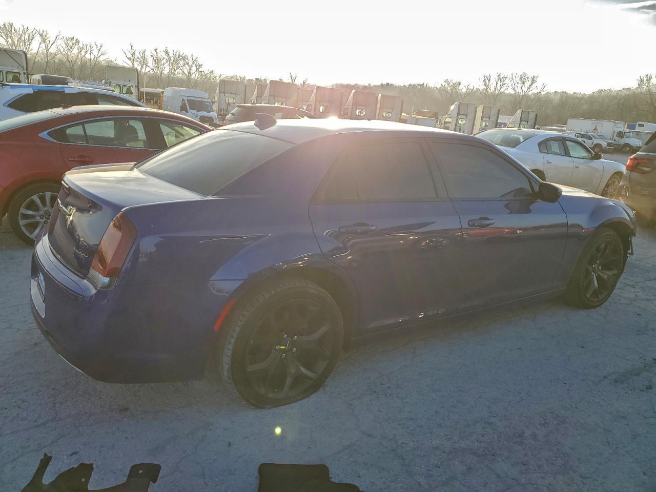 2020 CHRYSLER 300