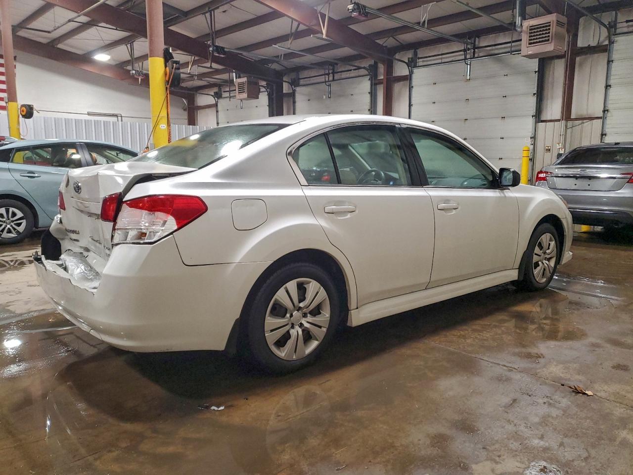 2013 SUBARU Legacy
