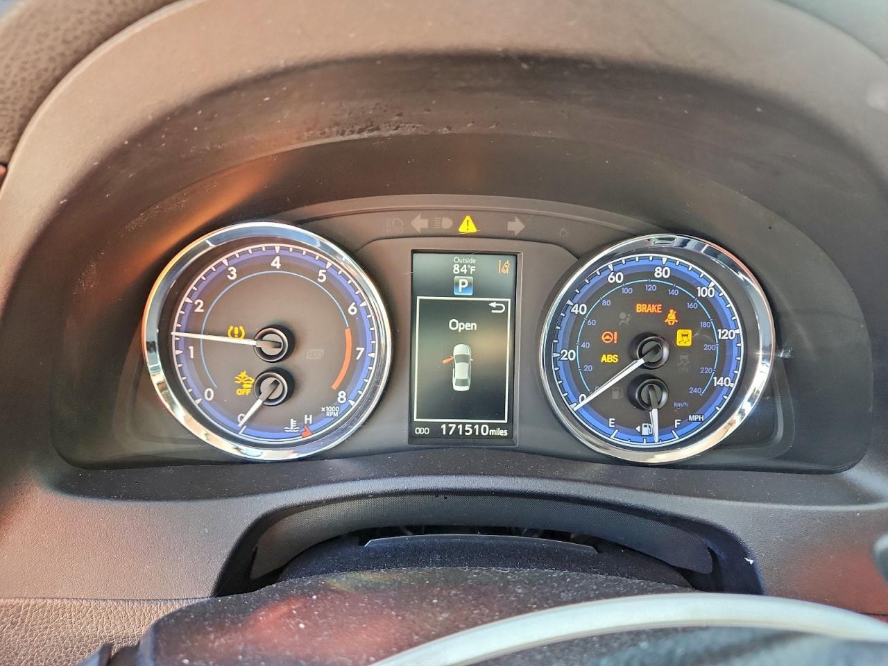 2018 TOYOTA COROLLA
